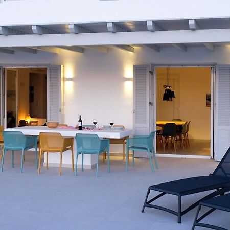 Villa Aura - Beachfront Villa With Private Pool Kastrákion 外观 照片